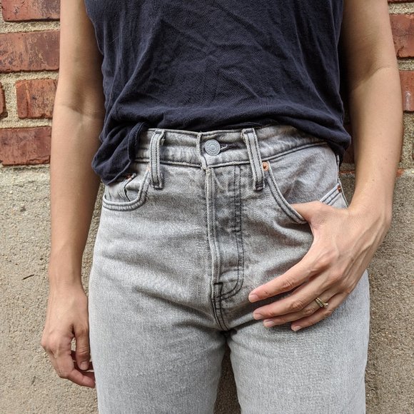 Levi's Denim - Women's Levi's Wedgie Fit Light Grey Jeans